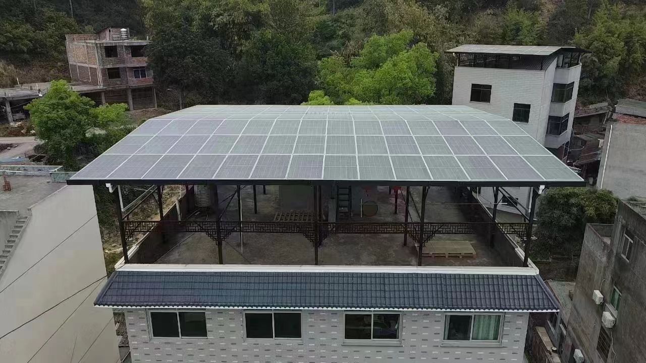 临高15kw+10kwh自建别墅家庭光伏储能系统